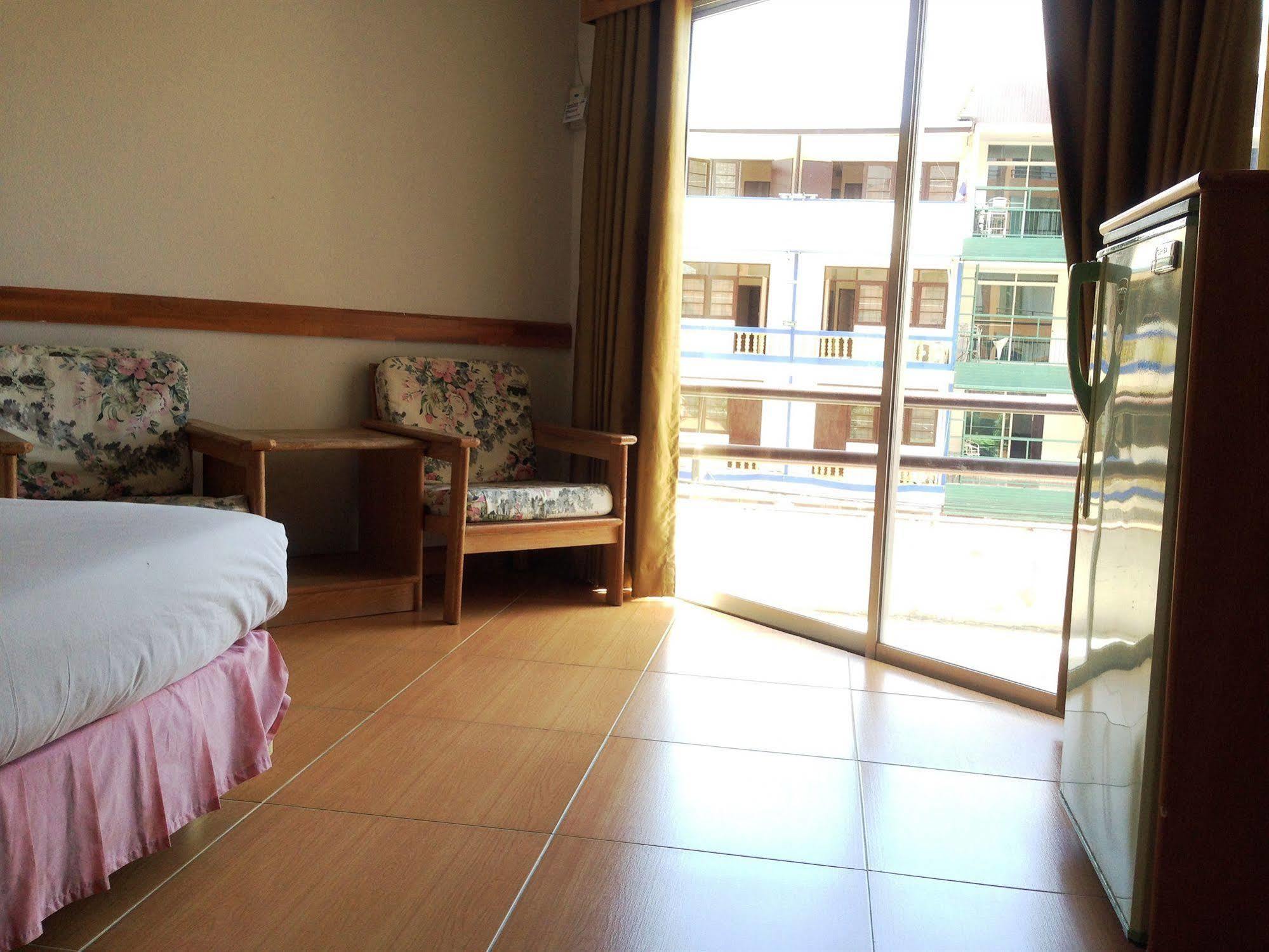 Skaw Beach Hotel Pattaya Εξωτερικό φωτογραφία