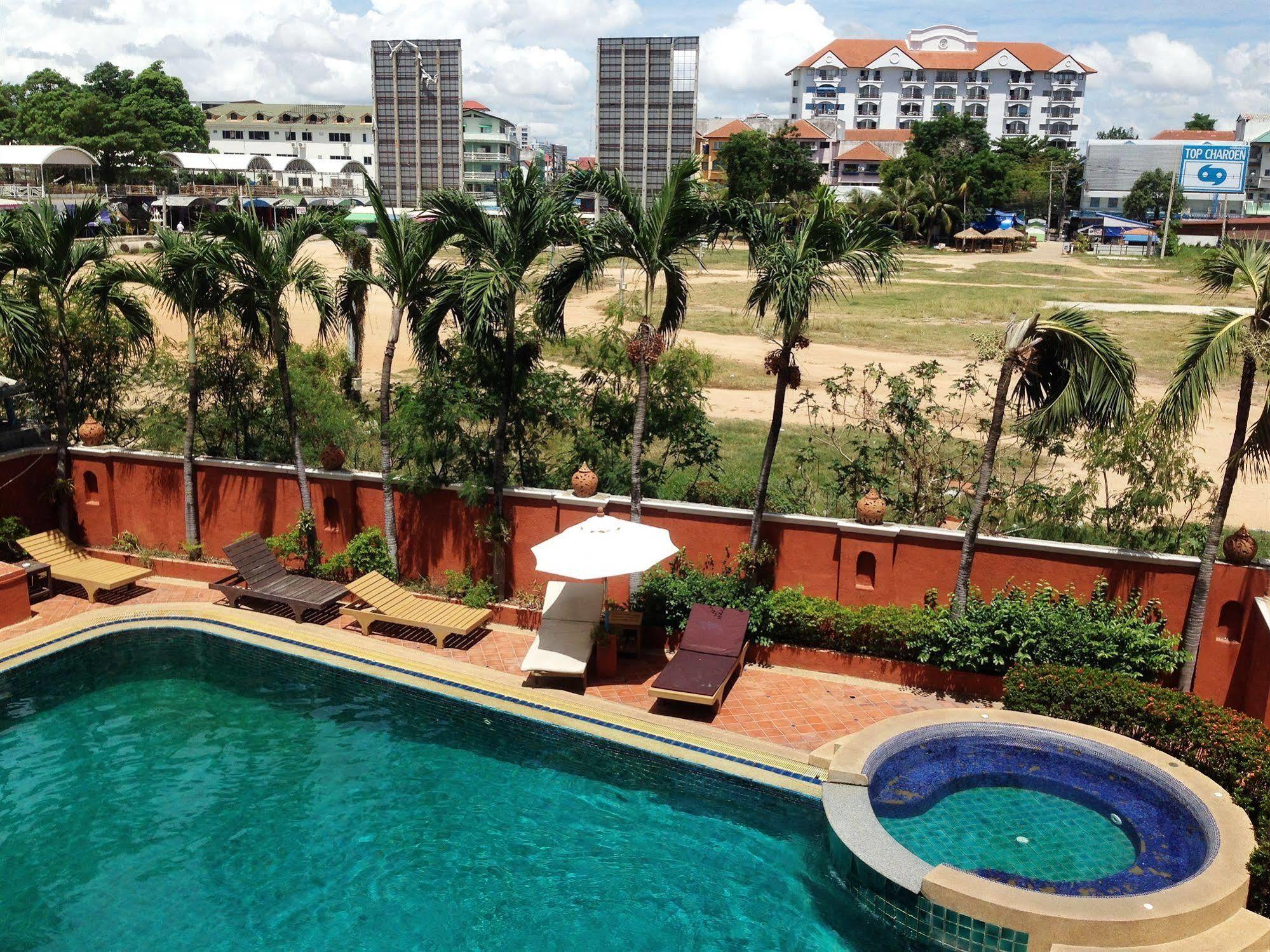 Skaw Beach Hotel Pattaya Εξωτερικό φωτογραφία